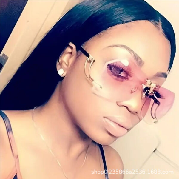 Wholesale European and American New Rimless Sunglasses for Women, Fashionable Personality, Trendyy Hollow Temples, Irregular Marine Sunglasses