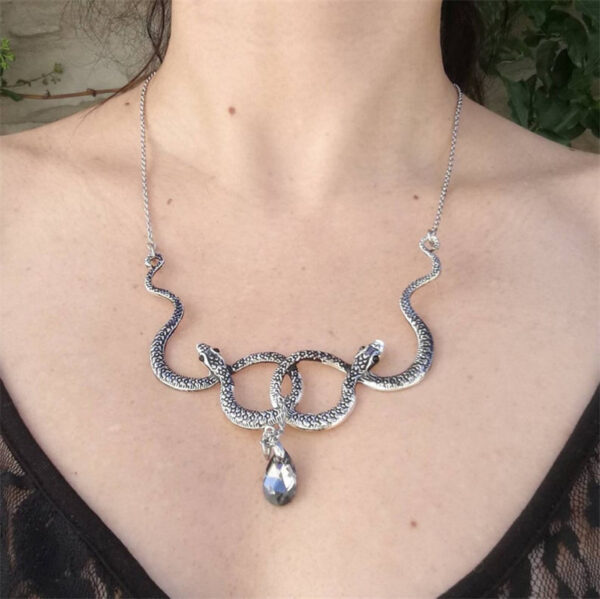 Wholesale Hot sale double snake necklace silver, gothic necklace, snake jewelry crystal necklace, winding snake necklace