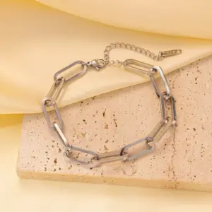 Qye29 Thick Cross Chain Bracelet / Steel Color