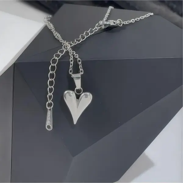 Wholesale PVD Coated 18K Gold Plated Heart Shape Stainless Steel IG Style Commute Waterproof Non Tarnish 304 Stainless Steel Pendant Necklace