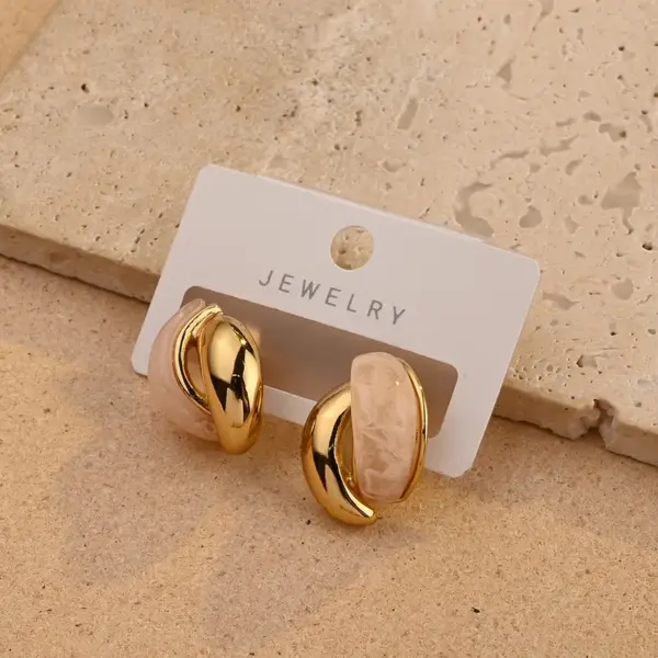 Ion Plating (IP) Real Gold Plated 18K Gold Irregular 304 Stainless Steel Casual Elegant Vintage Style Waterproof Non Tarnish Ear Studs