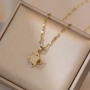 X1976 White 11 Rotating Necklace
