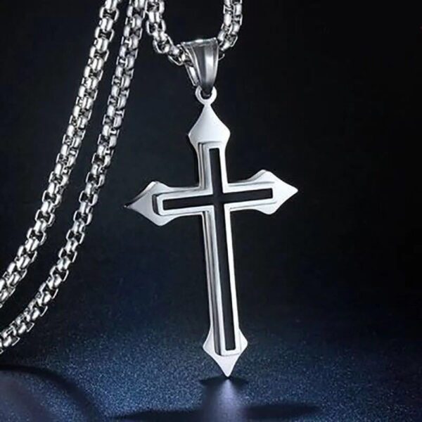 Wholesale European and American Cross-border Jewelry Diamond Necklace Retro Color-free Male Decoration Cross Pendant Necklace Simple Woolen Chain