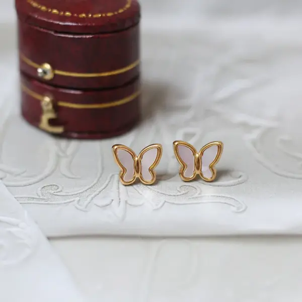 Wholesale PVD Coated Real Gold Plated Butterfly Titanium Steel Sweet Waterproof Non Tarnish Earrings Necklace