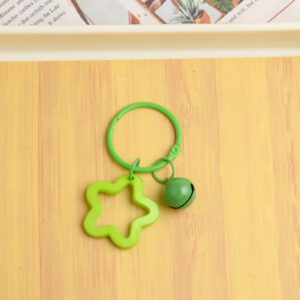 Green five-pointed star 3cm circlip 14 bells