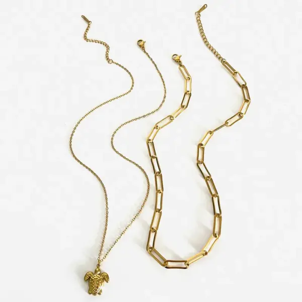 Wholesale 316L Stainless Steel Tortoise Waterproof Non Tarnish Surgical Steel Casual Elegant Simple Style Paperclip Chain Cable Chain Pendant Necklace For Women's