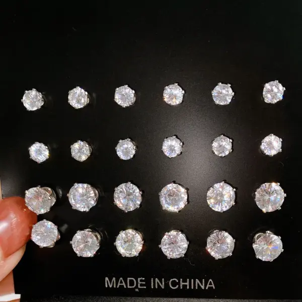 Elegant Six-claw Zircon Stud Earrings Men And Women Micro-inlaid Rhinestone Ear Bone Stud Simple Light Luxury Ear Jewelry Wholesale