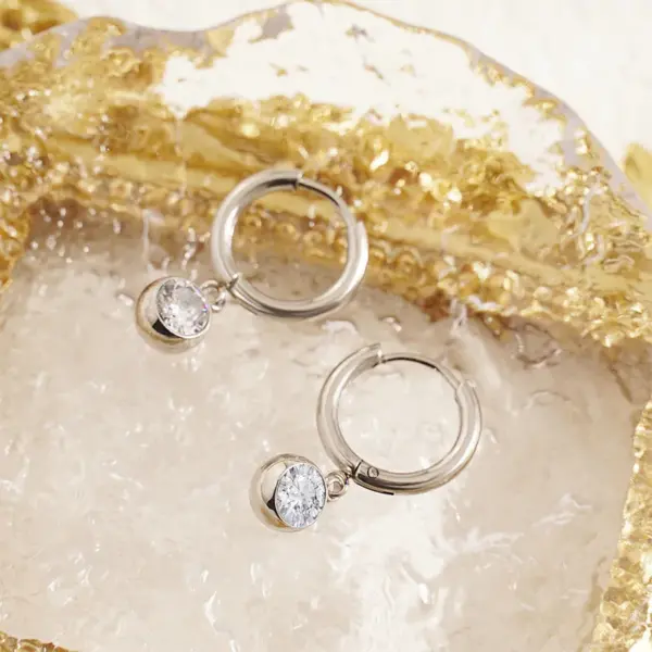 PVD Coated Real Gold Plated 18K Gold Round 304 Stainless Steel Simple Style Waterproof Non Tarnish Drop Earrings