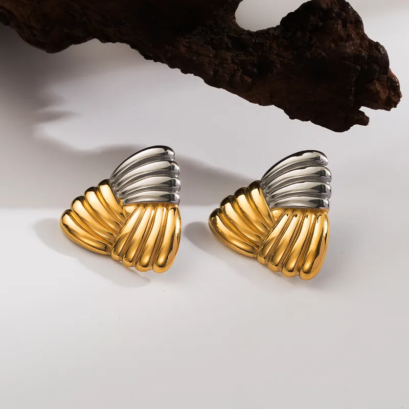 Wholesale 1 Pair Vintage Style Classic Style Triangle Geometric Spiral Stripe Plating 304 Stainless Steel 18K Gold Plated Ear Studs