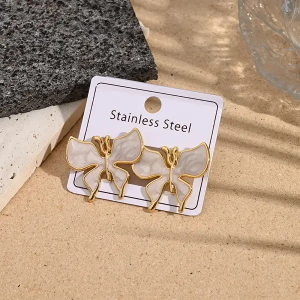 Butterfly Shaped Earrings Color Retention Electroplating Drip Oil Design Polished Stainless Steel For Women Casual Holiday Style