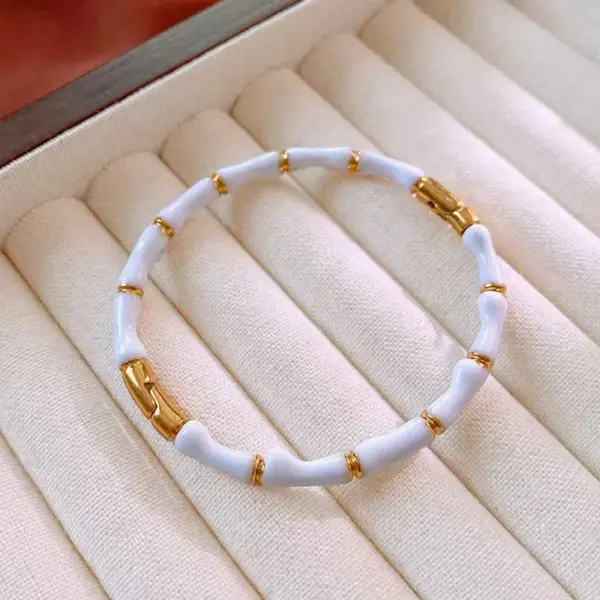 PVD Coated Real Gold Plated 18K Gold Solid Color 304 Stainless Steel Simple Style Classic Style Waterproof Non Tarnish 304 Stainless Steel Bangle