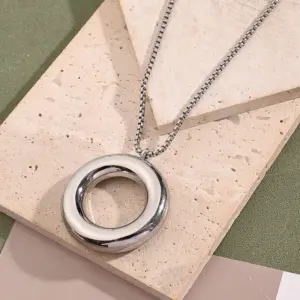 Light Gold Hollow Circle Necklace (Steel Color) [Length: 495mm] / 1 Strand/Package