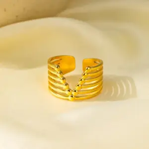 Qyf126 Multi-Layer V-Shaped Ring / Gold