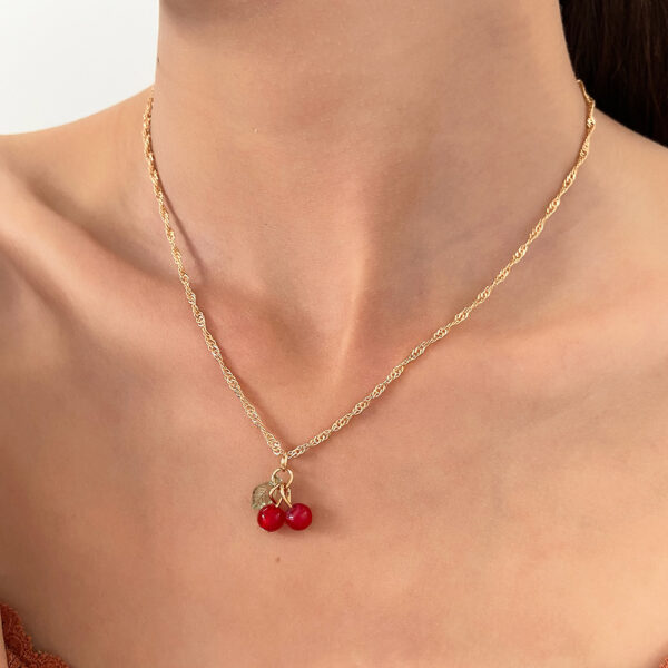Wholesale Cherry red necklace