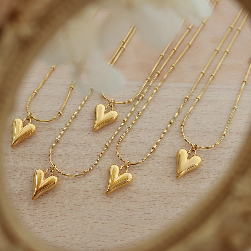 Wholesale French Style Ins Trendy Cold Style Light Luxury Fashion Simple Love Necklace Titanium Steel Plated 18K True Gold Neck Chain P575