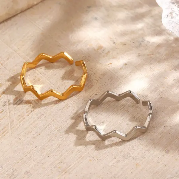Wholesale Ion Plating (IP) 18K Gold Plated Waves Lines 304 Stainless Steel Elegant Glam Hip-Hop Waterproof Non Tarnish Open Rings