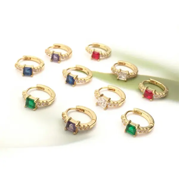 oly-675ed0739bbe3f7e8599d9f10243b10b Wholesale Fashion Geometric Diamond Copper Artificial Gemstones Earrings