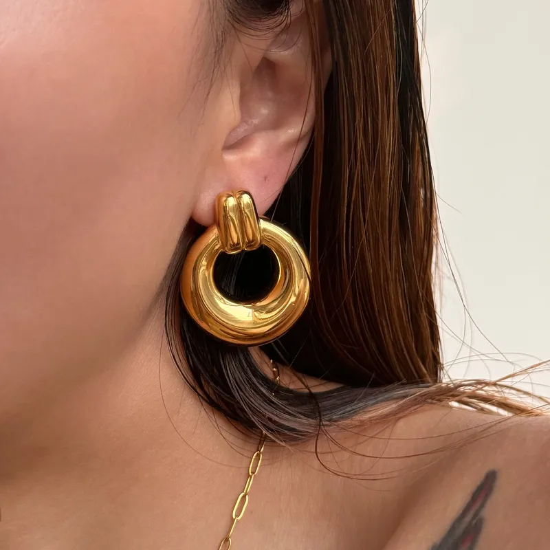 Wholesale 1 Pair Exaerated Classic Style Round 304 Stainless Steel 18K Gold Plated op Earrings