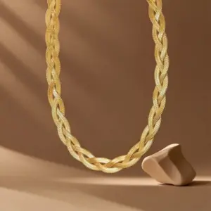 X0200-Three-strand Blade Chain-Necklace- Gold