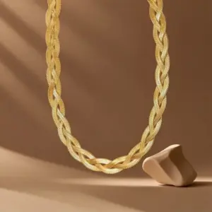 X0200-Three-strand Blade Chain-Necklace- Gold