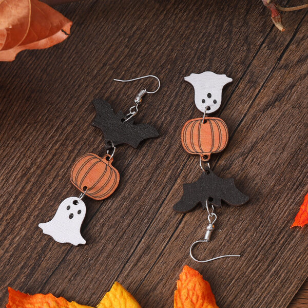 Wholesale Cross Border New Halloween Witch Pumpkin Bat Ghost Pendant Earrings Wooden Double Sided Halloween Earrings Gift