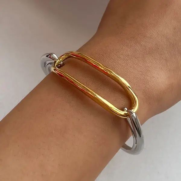 Wholesale PVD Coated Real Gold Plated Color Block 304 Stainless Steel Simple Style Classic Style Waterproof Non Tarnish 304 Stainless Steel Bracelets