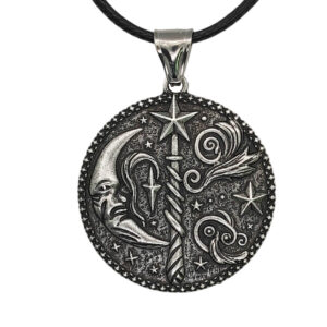 Wholesale Vintage Wizard and Moon Witchcraft Pendant Mysterious Alloy Talisman Celestial Engraving Necklace Talisman Magical