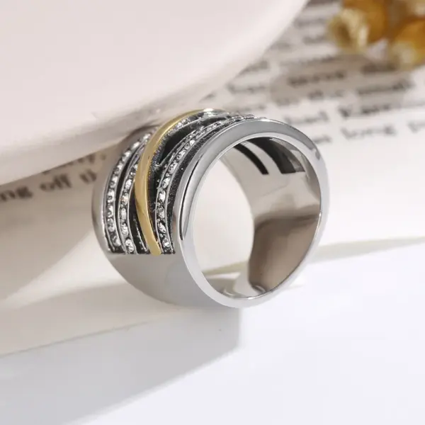 Wholesale Fashion Geometric Stainless Steel Criss Cross Braid Rhinestones Rings