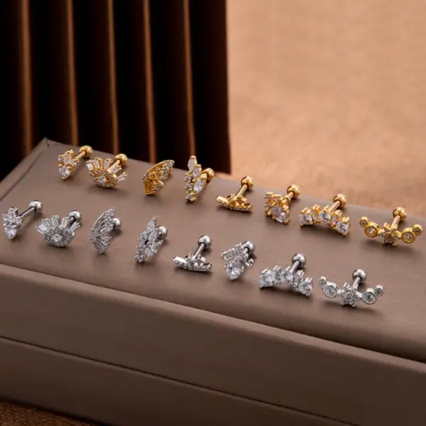 1 Piece Ear Cartilage Rings & Studs Sweet Simple Style Eye Flower Butterfly 316L Stainless Steel Copper Waterproof Non Tarnish Surgical Steel Zircon