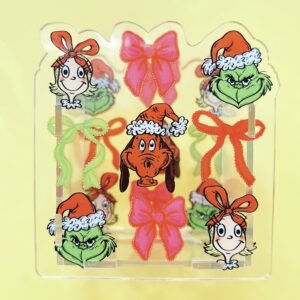 B417 - Grinch Pen Holder