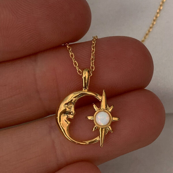 Wholesale Stereo Hollow Star Moon Necklace Sun Star Moon Embrace Opal Pendant Clavicle Chain