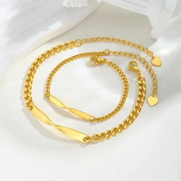 Wholesale Universal Fashion Simple Stainless Steel Mobius Bracelet Couple Style Women's Version Lobster Clasp Casual Minimalist Design