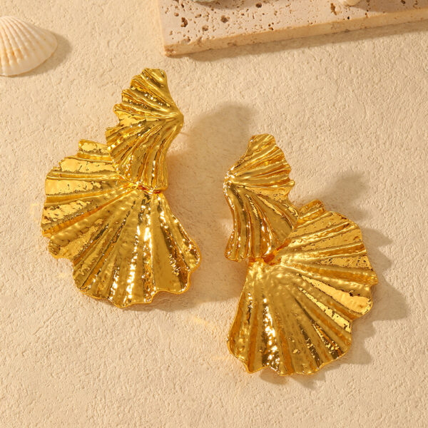 Wholesale Glossy Earrings Punk Style Ginkgo Leaf Earrings Earrings European and American Trendy Earrings Accessible Luxury High-End Earrings Earrings