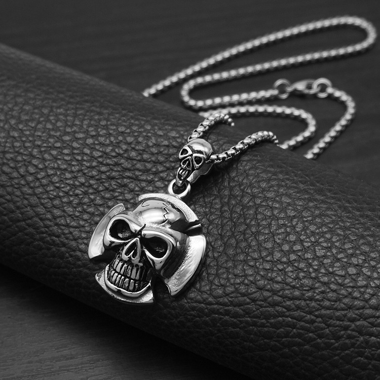 Wholesale Cross-border European and American Personality Skull Pendant Punk Hip-hop Retro Trendy Men's Cast Titanium Steel Necklace