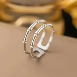 Silver / Average Size / 16#