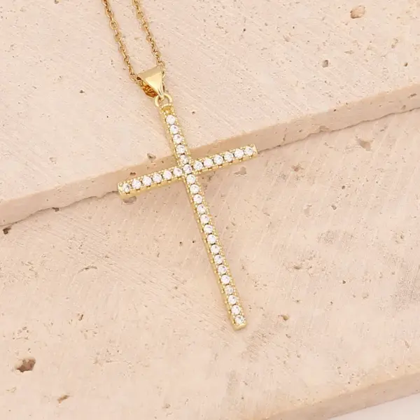 PVD Coated 18K Gold Real Gold Plated Cross Stainless Steel Copper Fashion Waterproof Non Tarnish 304 Stainless Steel Pendant Necklace