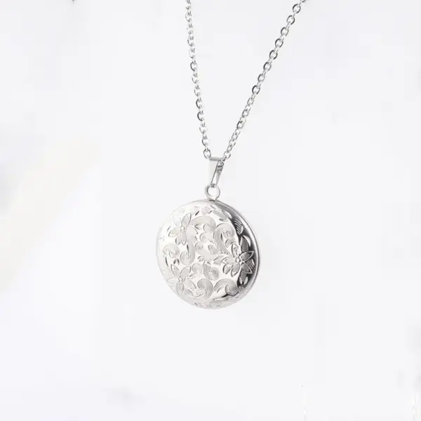 Wholesale PVD Coated 18K Gold Rose Gold Real Gold Plated Round Solid Color Flower Stainless Steel Retro Waterproof Non Tarnish 304 Stainless Steel Lobster Trigger Clasp Closure Pendant Necklace