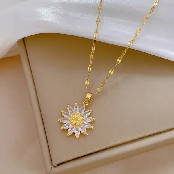 Wholesale Simple Style Classic Style Sunflower Titanium Steel Copper Inlay Artificial Gemstones Pendant Necklace