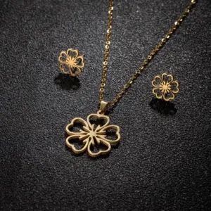 156 / Gold