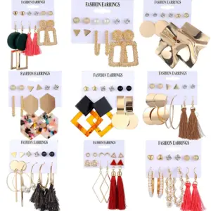Wholesale Women's Fashion Geometric Alloy Artificial Gemstones Earrings Pearl Plating Metal Drop Earrings