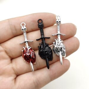 Wholesale Halloween Gothic Skull Sword Wear Heart Alloy Pendant