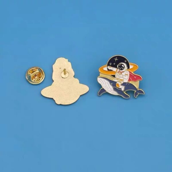oly-699c663f5ee484283273ccdc6671e0cf Wholesale Astronaut Brooch Cute Space Planet Astronaut Metal Brooch