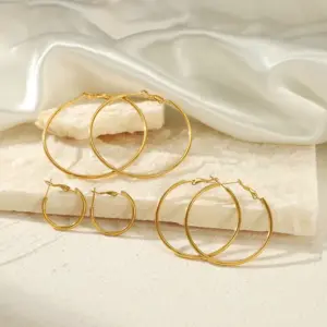 Wholesale 1 Pair Simple Style Solid Color Plating 304 Stainless Steel Stainless Steel Earrings