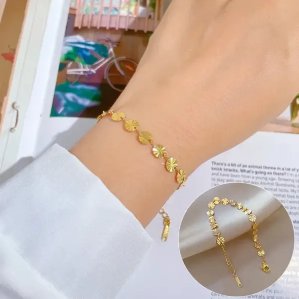 Wholesale Electroplating Golden Plated Round Titanium Steel Simple Style Titanium Steel Bracelets