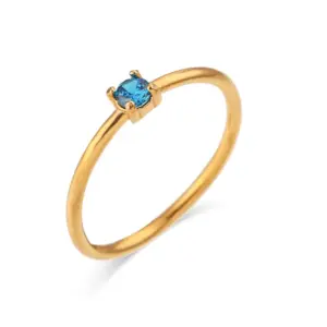 Gold / No. 7 / December Tan Sang Zircon