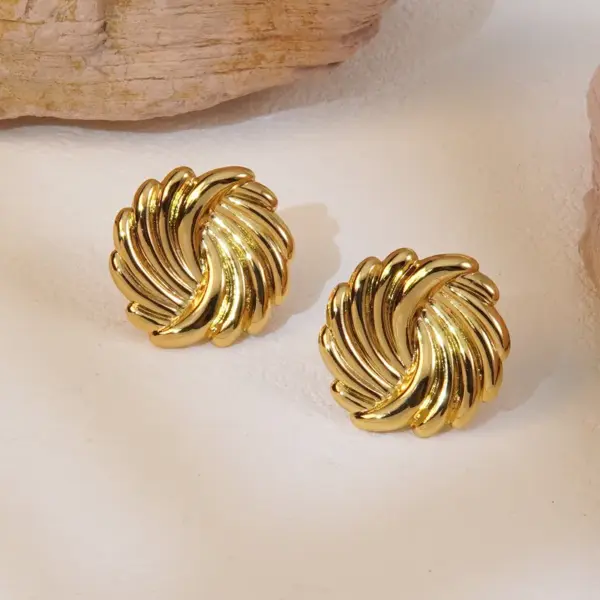 Wholesale 1 Pair Simple Style Streetwear Commute Round 304 Stainless Steel Imitation Gold Electroplating Ear Studs
