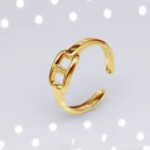 E29 Gold / Adjustable Opening