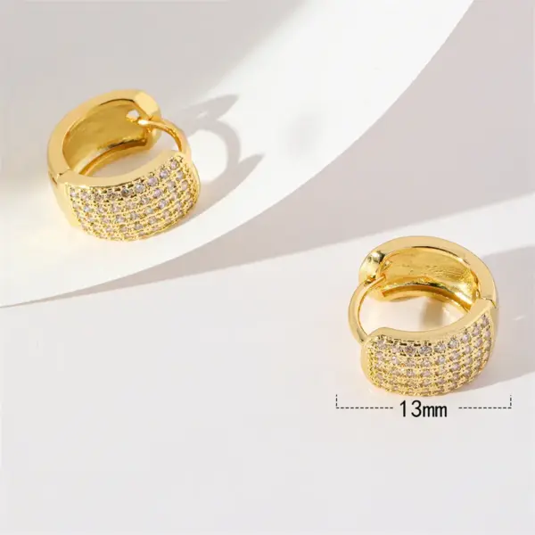 Wholesale 1 Pair Casual Simple Style Round Solid Color Plating Brass 18K Gold Plated Earrings