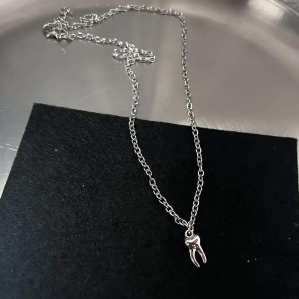 Wholesale 6/1 set alloy pendant necklace suit fashion punk jewelry women's whip fire heart teeth factory direct sale