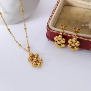 Wholesale PVD Coated Real Gold Plated 18K Gold Printing 304 Stainless Steel Simple Style Waterproof Non Tarnish